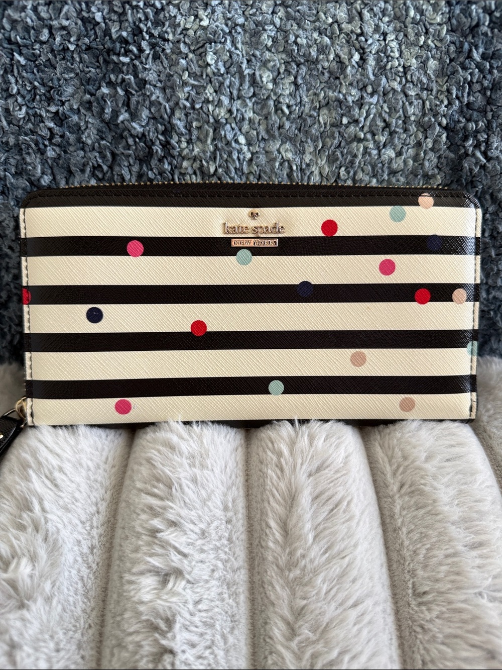 kate spade Black & White Striped Polka Dot Zip Wallet STORY BOOK